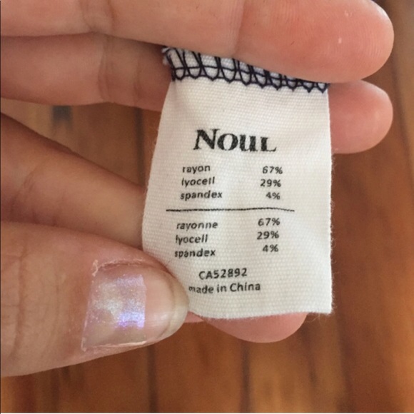 LIKE NEW // ANTHROPOLOGIE Noul Navy MIDI Skirt - Picture 4 of 5